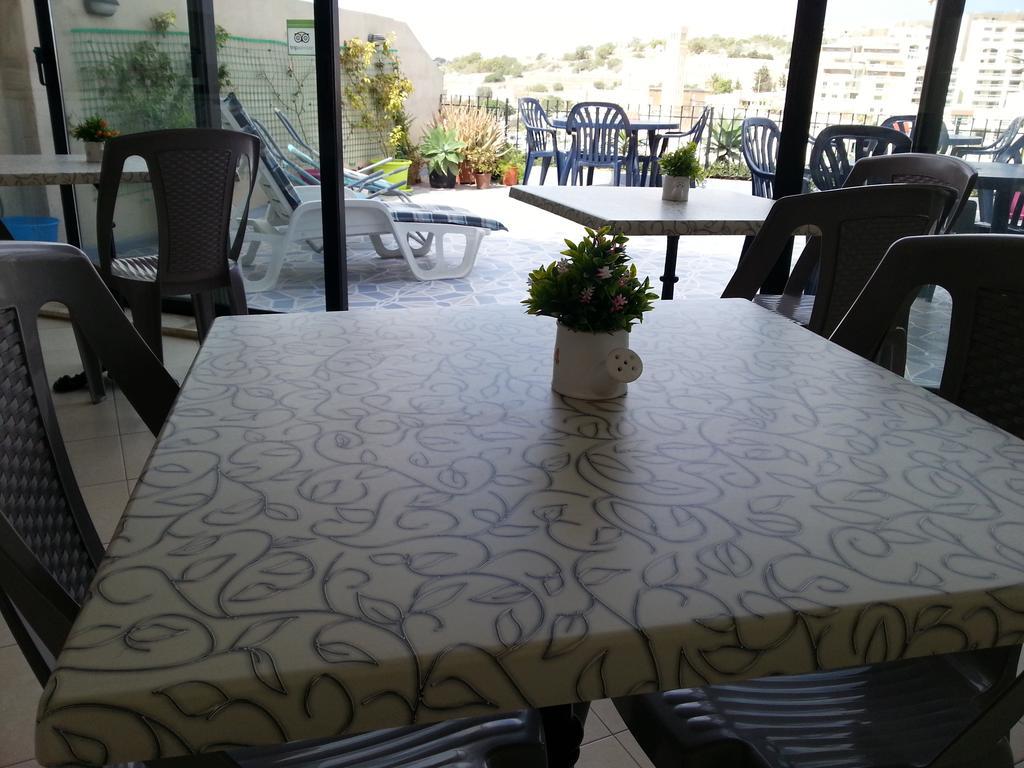 Akwador Guest House Marsaskala Buitenkant foto