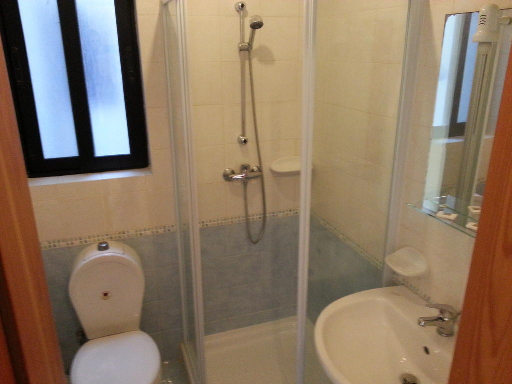 Akwador Guest House Marsaskala Kamer foto