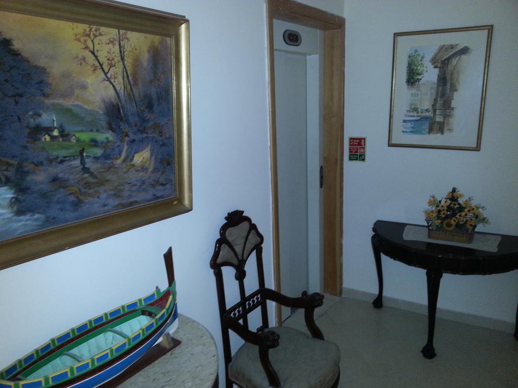 Akwador Guest House Marsaskala Buitenkant foto