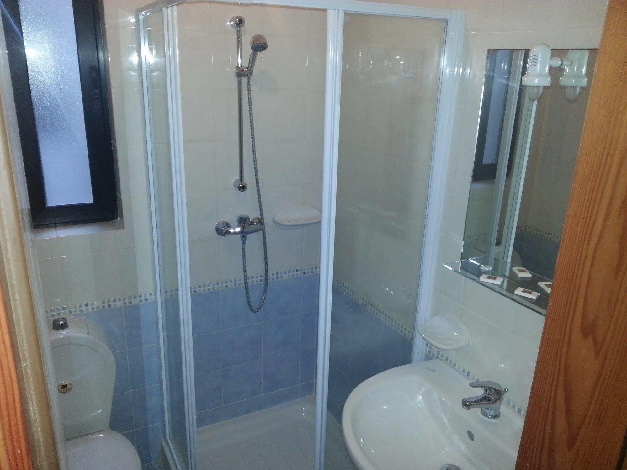 Akwador Guest House Marsaskala Buitenkant foto
