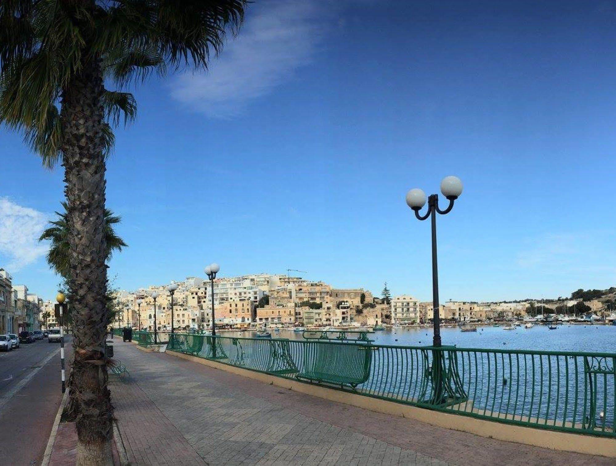 Akwador Guest House Marsaskala Buitenkant foto