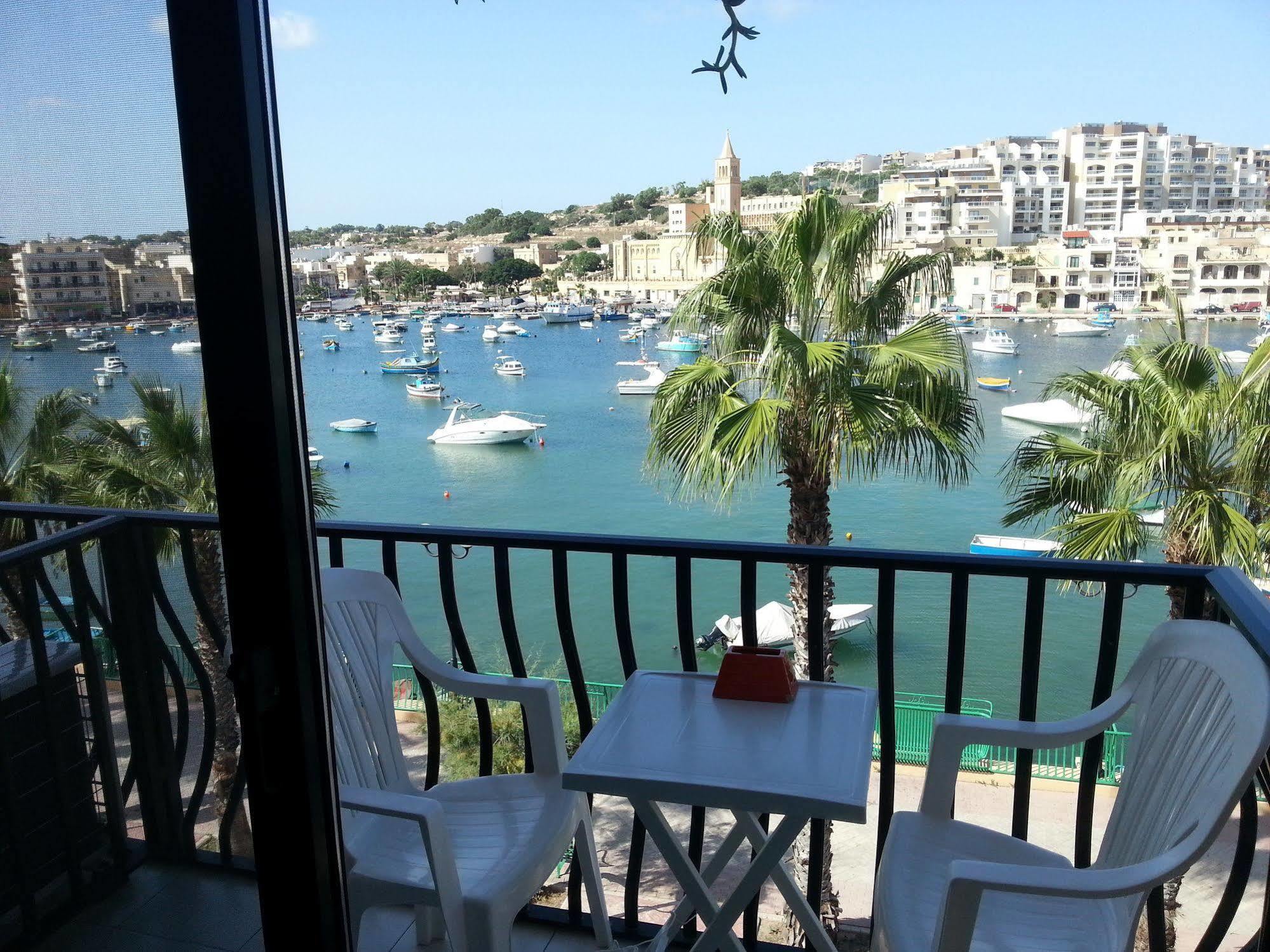 Akwador Guest House Marsaskala Buitenkant foto