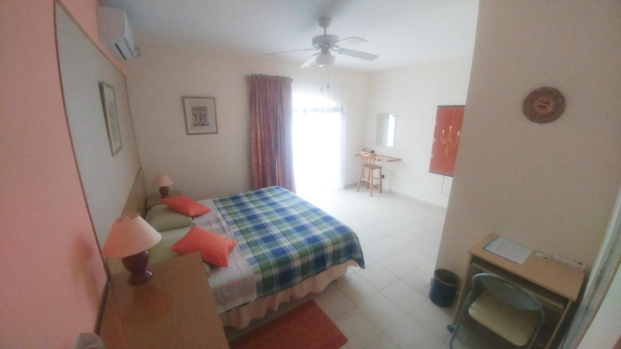 Akwador Guest House Marsaskala Buitenkant foto